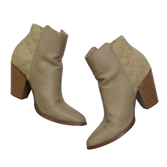 Shoe Dazzle Pattie Taupe Quilted Block Heel Booties Ankle Boots Size 7 - Picture 6 of 9